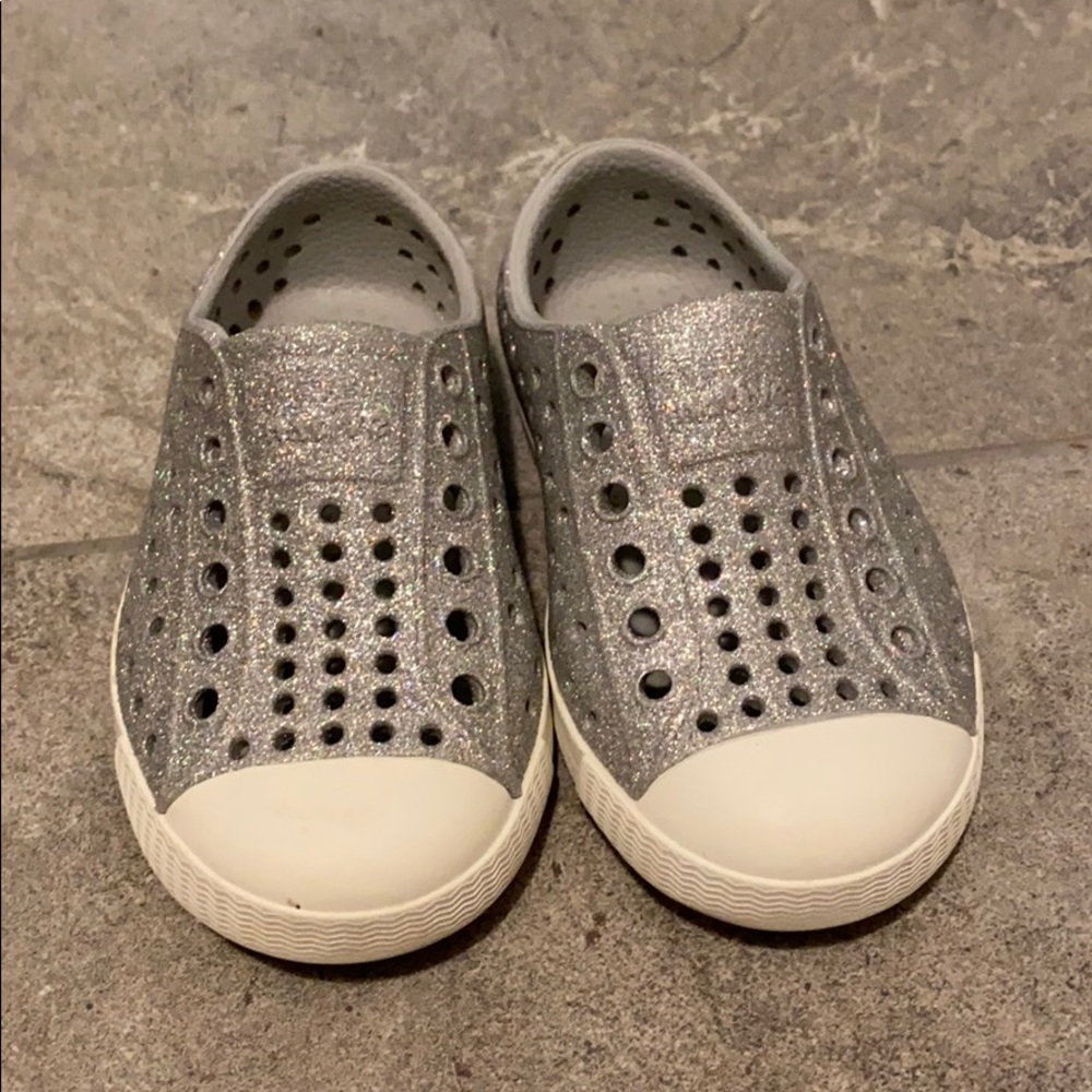 Native silver glitter shoes